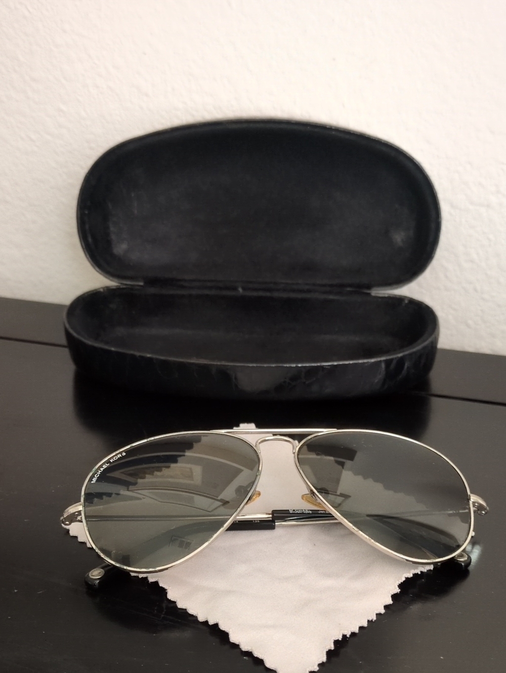 Michael Kors Jet Set Aviator Mirrored Gray Lenses UV400 58-14 135 M2047S